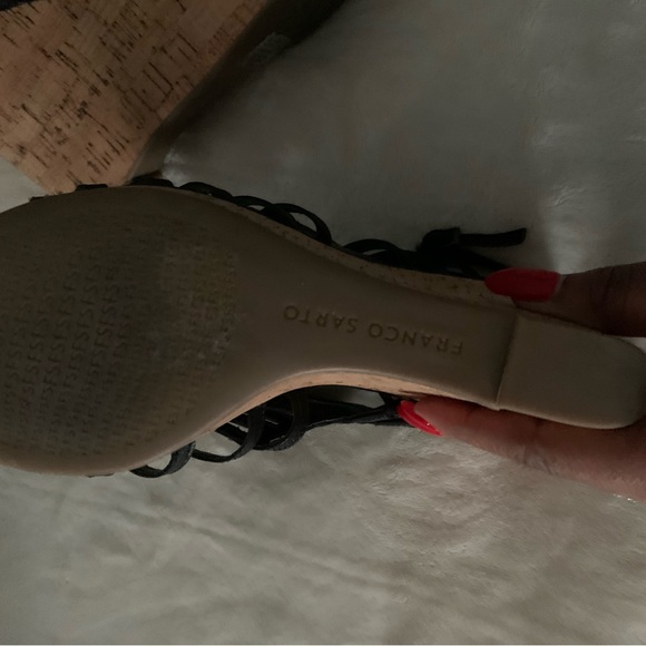 🖤✨ Black Leather Wedge Sandals✨🖤 - Picture 7 of 8